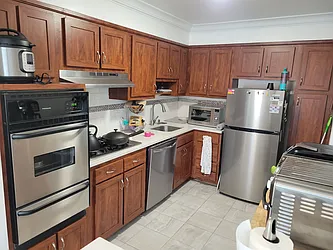 Rented by MCR Realty