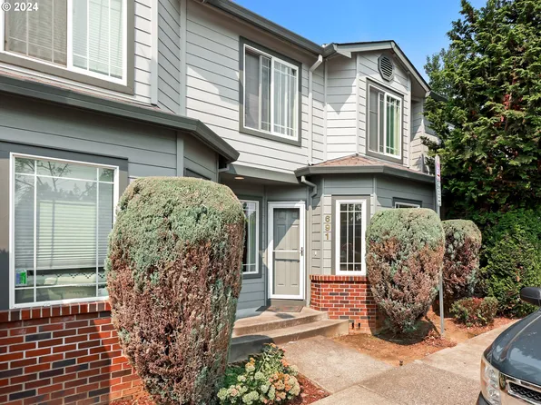 691 NE 8th St, Gresham, OR 97030