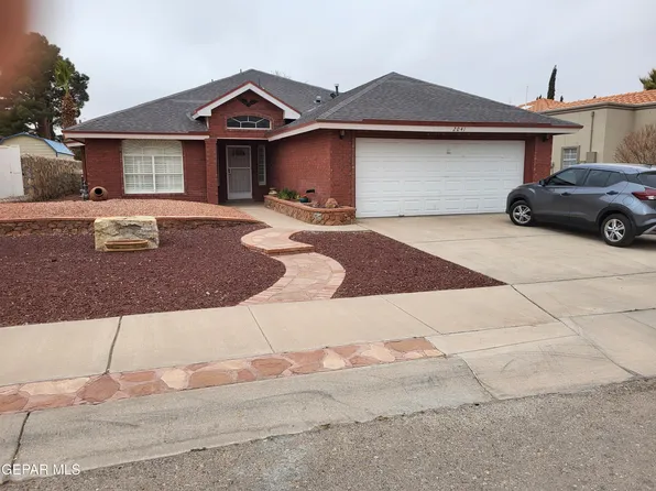 2041 Thunder Ridge Dr, El Paso, TX 79938