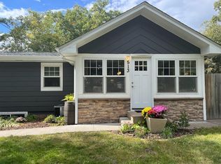 513 Warner Ave S, Willernie, MN 55090