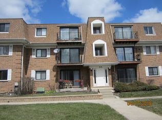 4126 Cove Ln APT D, Glenview, IL 60025