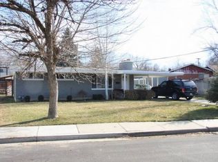 5695 S Lornadale Cir, Holladay, UT 84121
