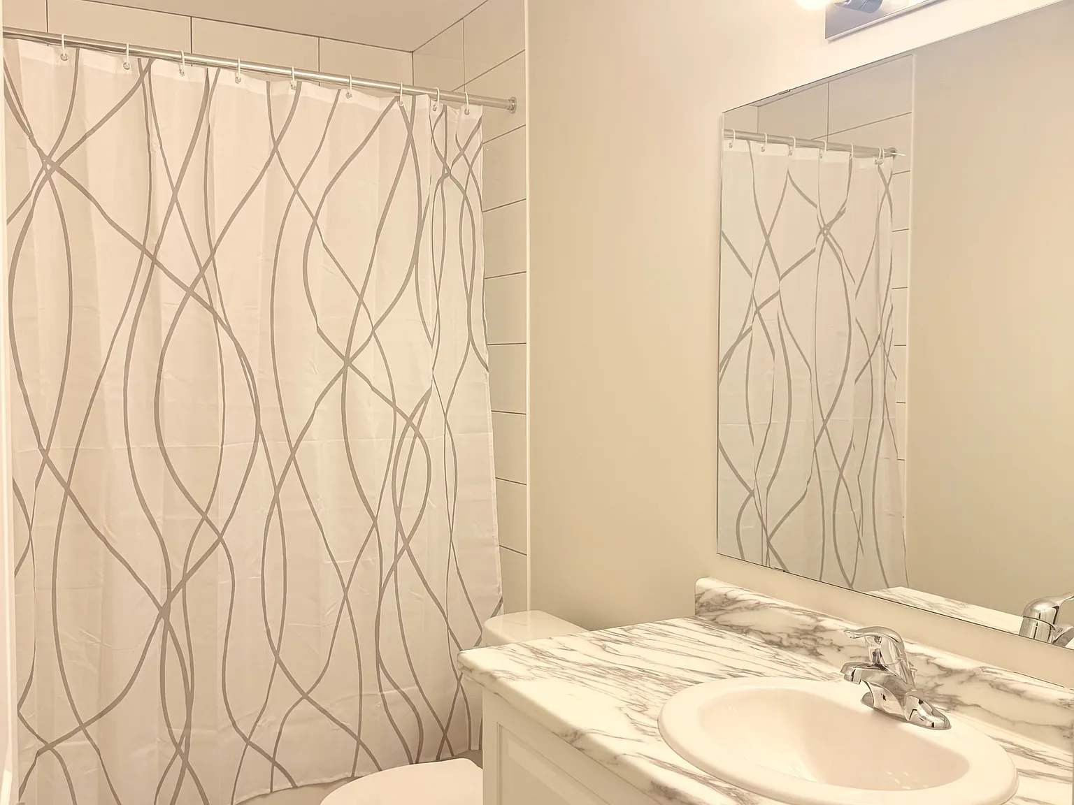 3 bed, $2,500 — Photo 4