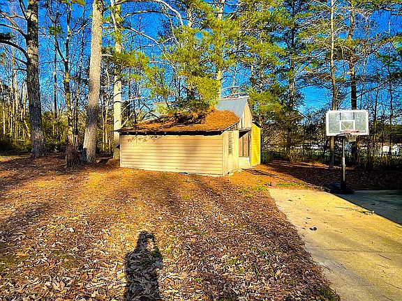 5th image of 219 Pritchett Dr