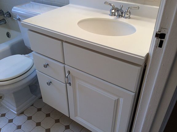 Great Storage in Bathroom