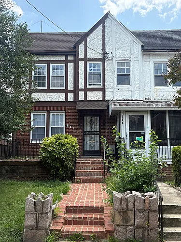 812 Tuckerman St NW Photo 1