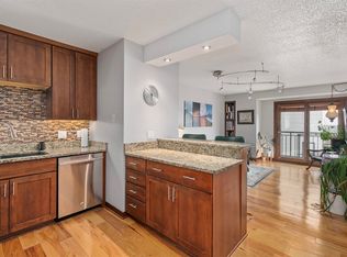 300 Walnut St #906, Des Moines, IA 50309