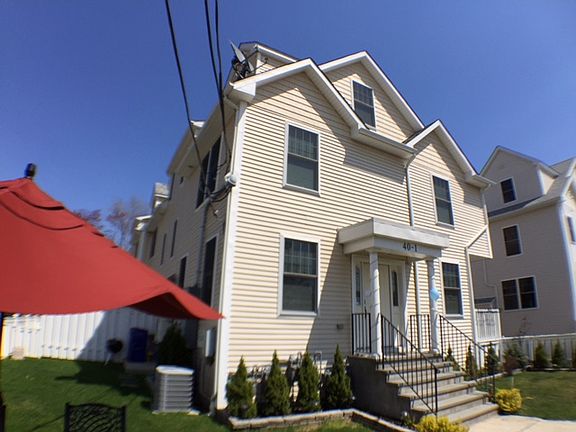 Stairs Front yard to door