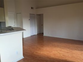 9999 Summerbreeze Dr