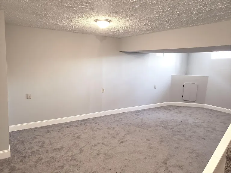2193 Jarrow Dr — Photo 19