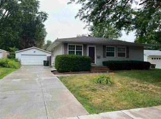 1905 Western Rd, Iowa City, IA 52240