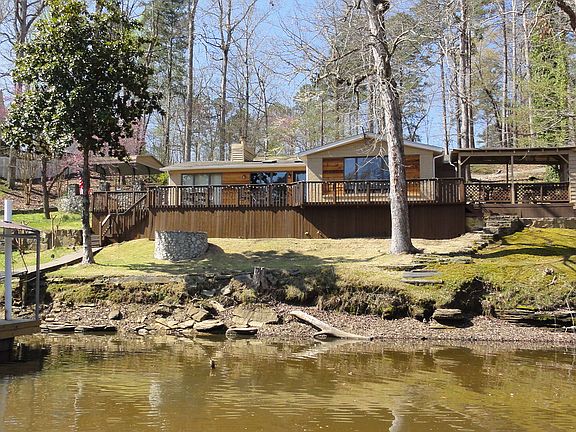 3rd image of 449 Yellow Creek Ln