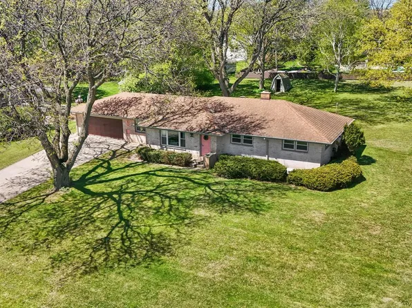 575 Kenmar ROAD, Brookfield, WI 53005