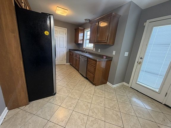 5th image of 515 Preakness Cir