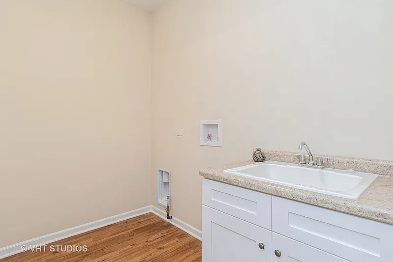 Thumbnail 16