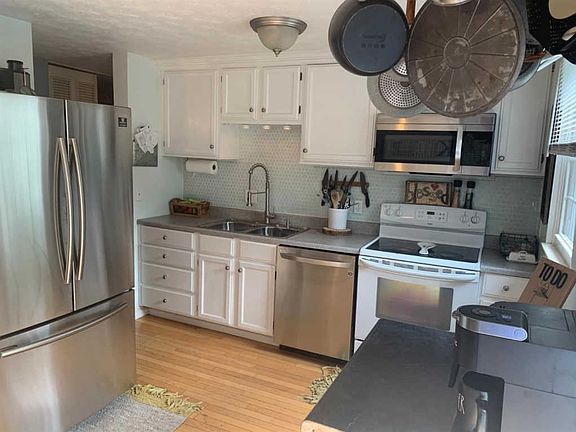 4th image of 812 Kenmar Dr