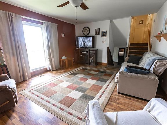 3rd image of 1754 Styer Dr