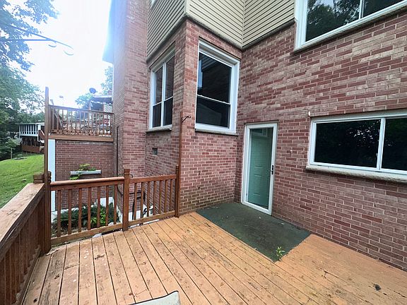 4th image of 1207 Shady Way