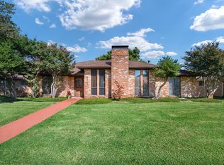 2215 Cedar Cir, Carrollton, TX 75006