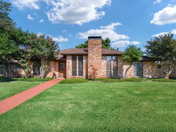 2215 Cedar Cir, Carrollton, TX 75006
