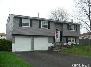 4984 Blacksmith Path, Liverpool, NY 13088