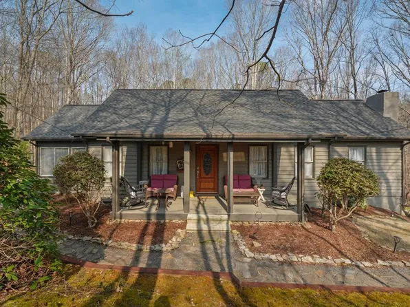 87 Woodglen Ct, Ellijay, GA 30540