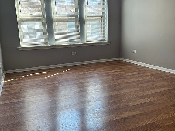 2nd image of 5036 W Washington Blvd #210