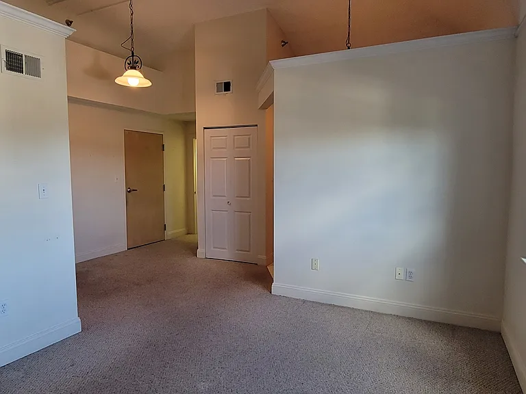 33 Randolph St #11 — Photo 8