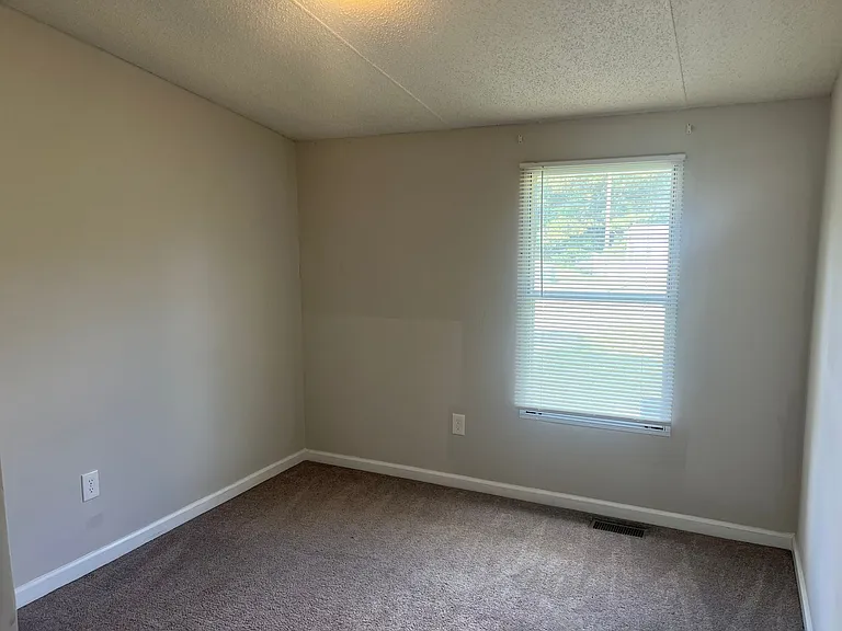 4851 Verde View Dr — Photo 9