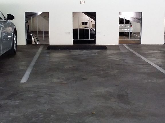 Parking Stall #119