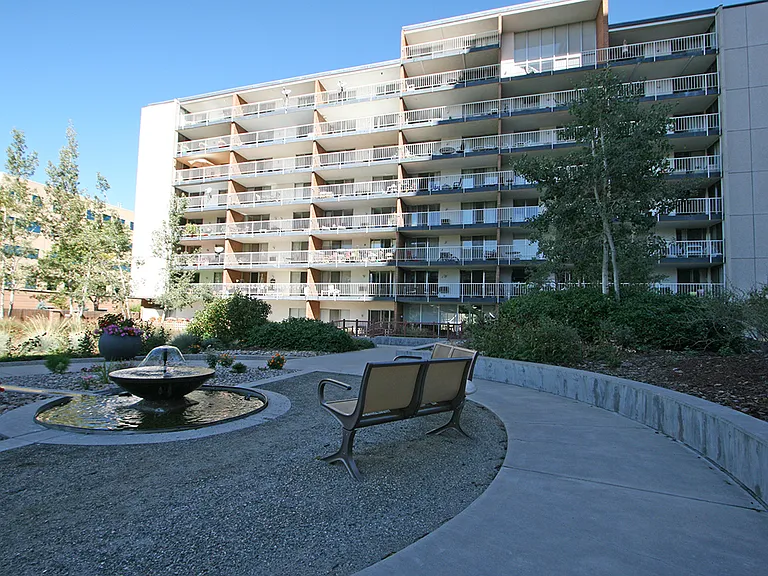 4800 Hale Pkwy #303 — Photo 3