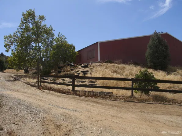 24219 Shangani Ct, Tehachapi, CA 93561