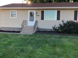 2224 Chanticleer St, Grand Island, NE 68801