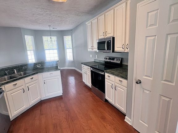 2520 Sugar Creek Kitchen 1_01202025