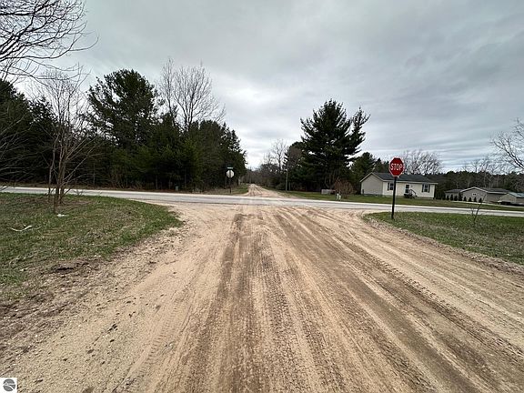 4th image of V/l Double Lot 11th St