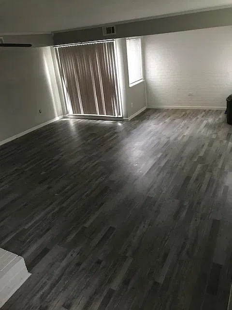 2 bed, 2.5 bath, 1300 sqft, $870 — Photo 4