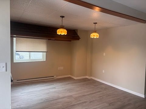 For Rent: $1400