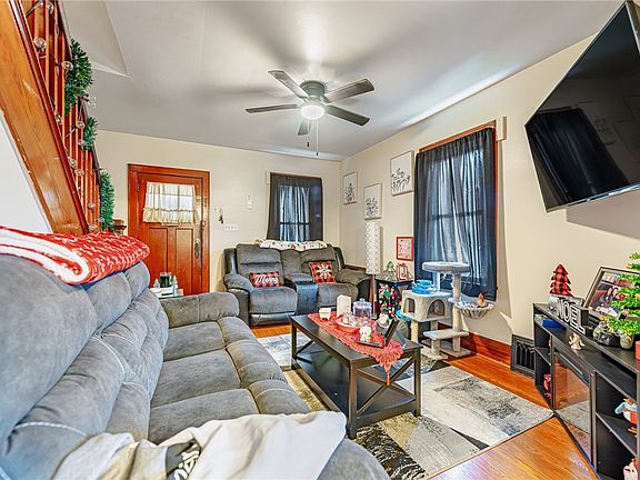 4th image of 244 N 5th St