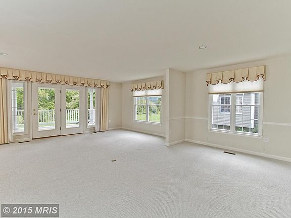 Open & spacious floorplan