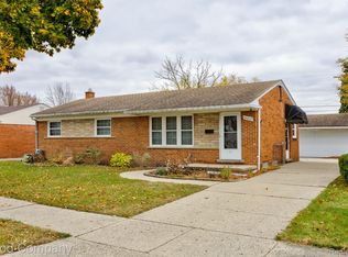 34049 Tawas Trl, Westland, MI 48185