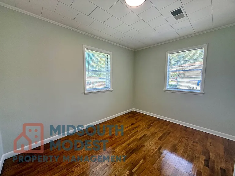 211 Tech St — Photo 18