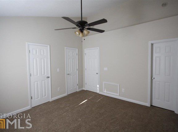 5th image of 39 Skyway Dr