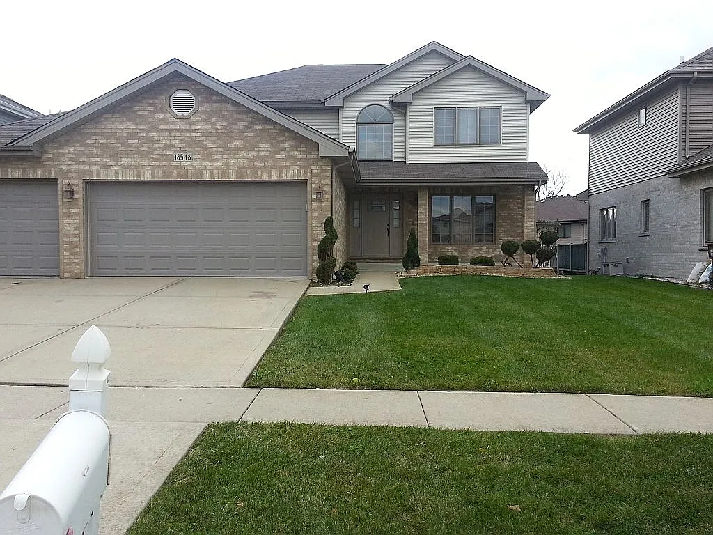 18548 Walnut Ave photo 1