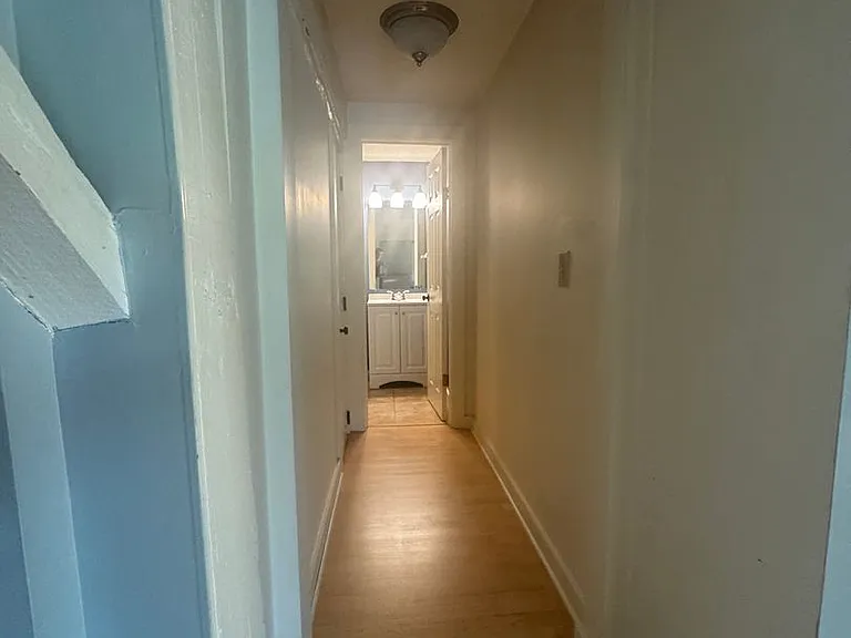 1856 Quechee Main St #7 — Photo 12