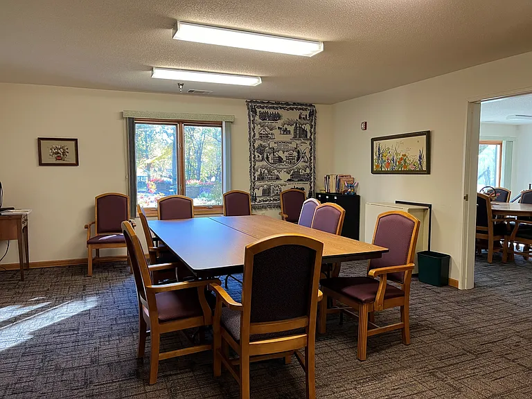 The Oaks — Photo 11