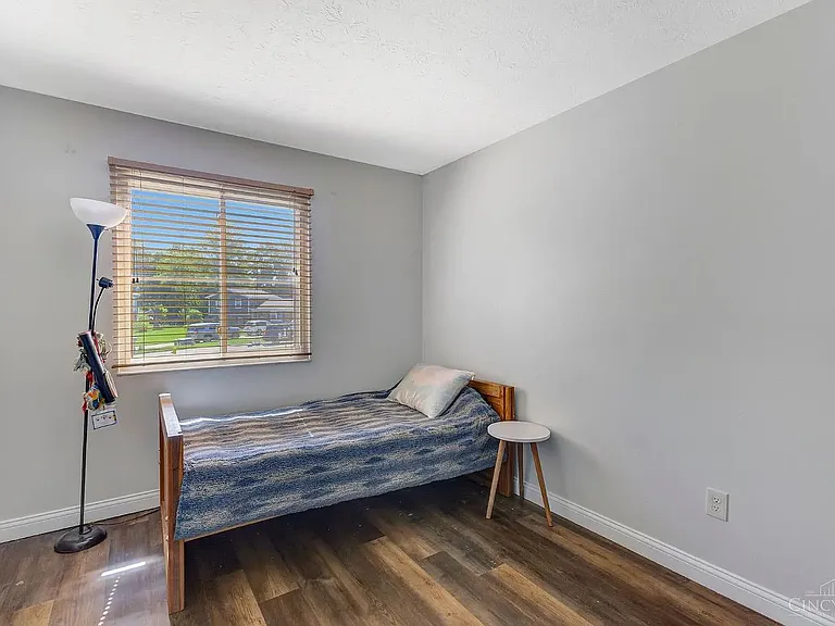 8187 Woodward Dr — Photo 10