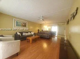 Eldorado Plaza West Condo — Photo 2