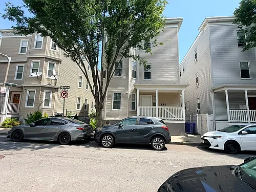 13 Hendry St #3 Photo 1 13 Hendry St #3 Photo 1