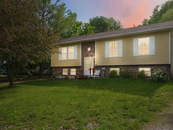 11 Robinson Dr, Berwick, NS B0P 1E0