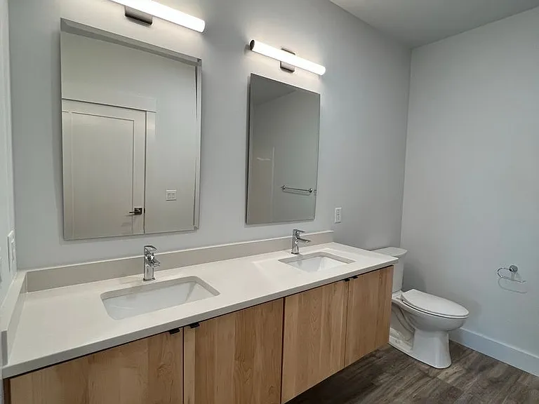 121 Shea Dr — Photo 63